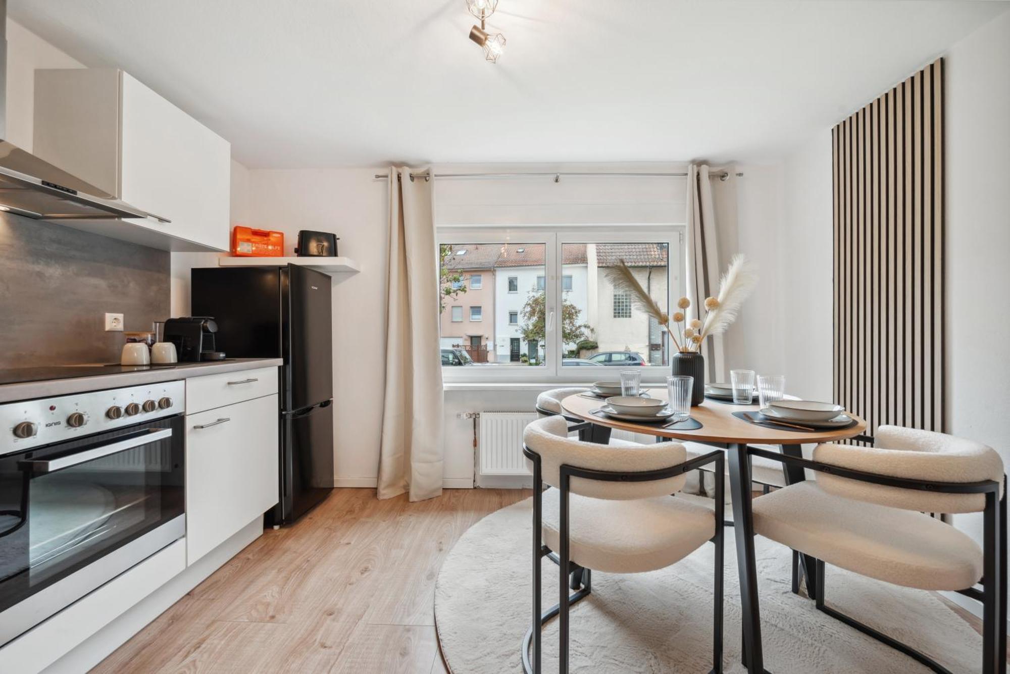 Malu Rooms - Ruhige Lage, Erdgeschoss, Smarttv, Netflix, 24H Checkin, Людвігсбург Екстер'єр фото